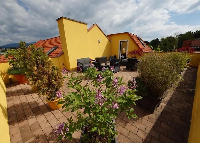 Der Marienhof Garni Hotel 4*