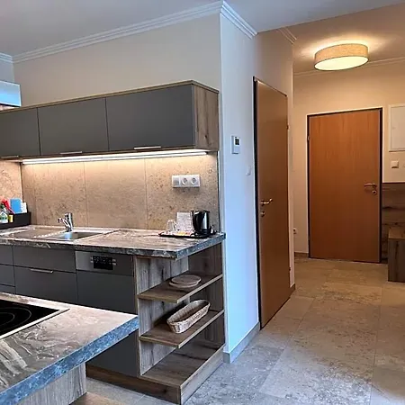 Der Marienhof Garni Hotel 4*