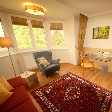 Der Marienhof Garni Hotel 4*