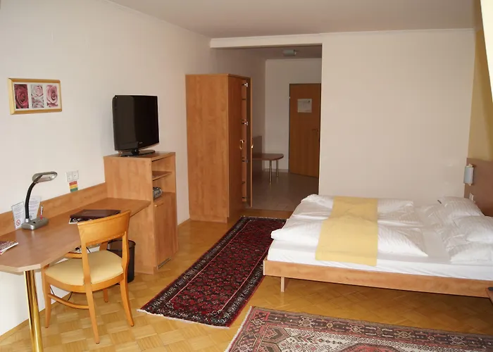 Der Marienhof Garni 4*